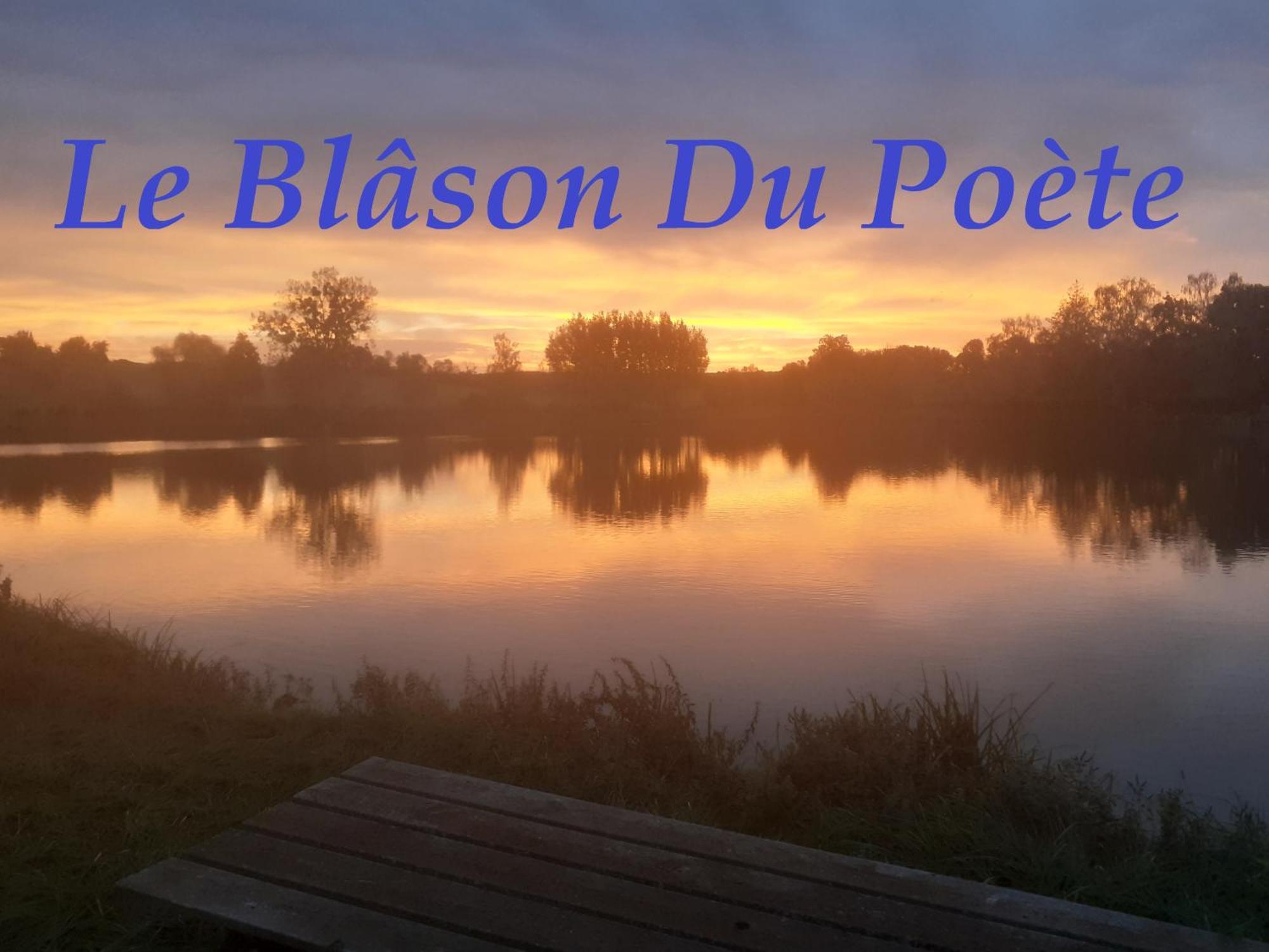 Le Blason Du Poete Mayet Eksteriør bilde